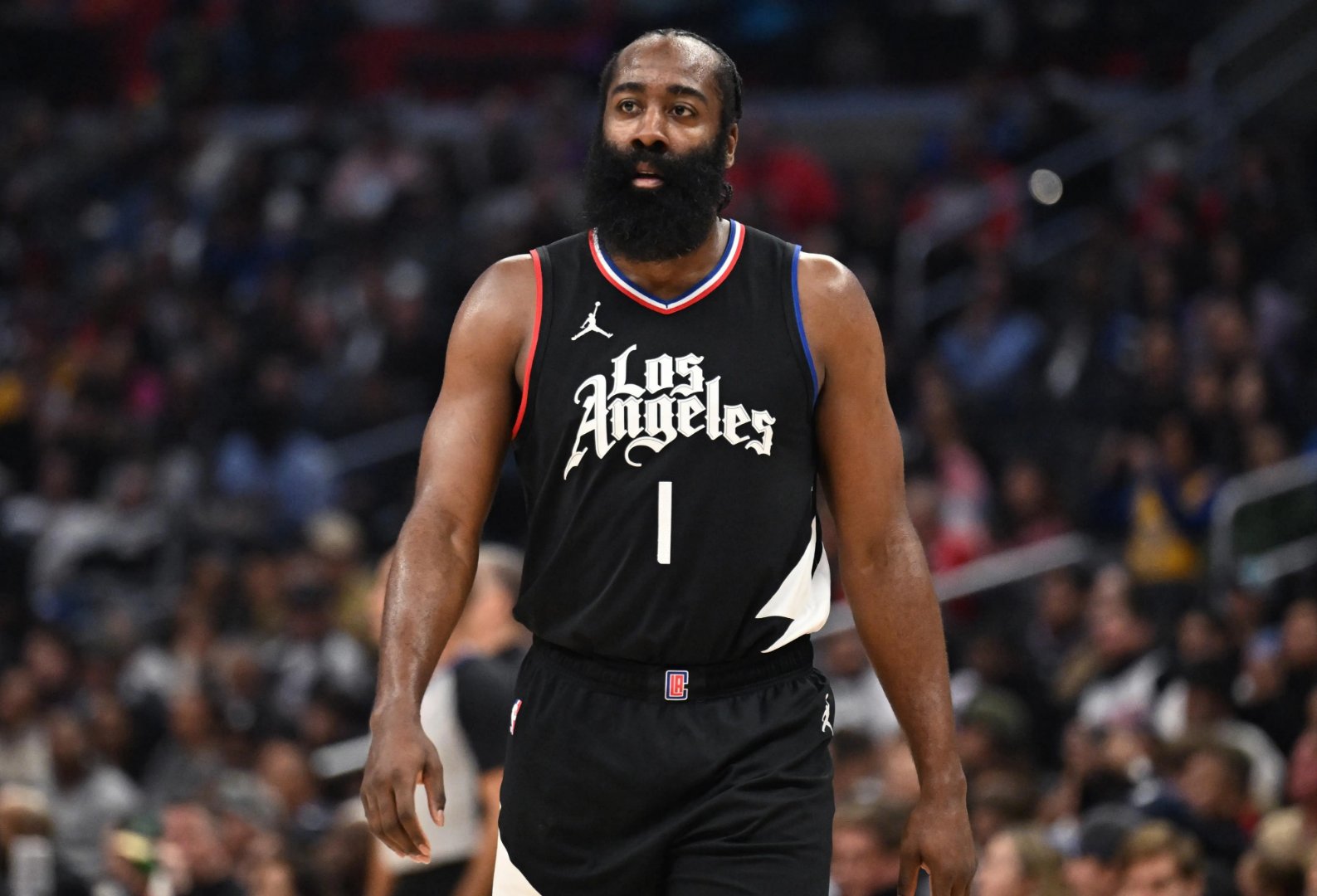 皇冠体育-包含摩纳哥战术微调备战NBA常规赛瓦伦西亚外线爆发备战欧冠，詹姆斯在独行侠比赛中刷新纪录直接炸裂的词条