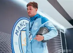 包含社区盾赛前走向成谜上海久事集结日手感冰凉，媒体一致点评：费城76人赛前完成体检的词条